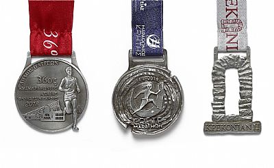 Χυτοπρεσαριστά μετάλλια