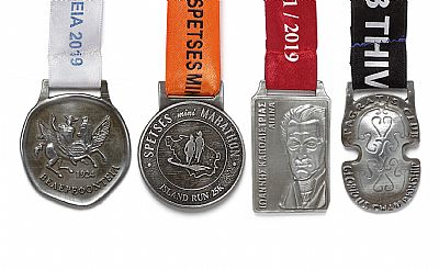 Χυτοπρεσαριστά μετάλλια