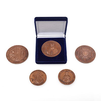 Πρεσαριστά χάλκινα μετάλλια