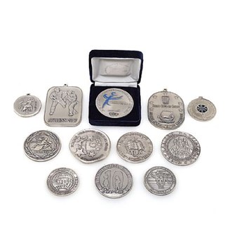 Πρεσαριστά μετάλλια